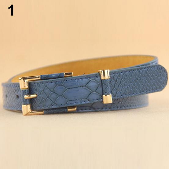 Женщины зернистой искусственная кожа пояса. Women's granular belt made of artificial leather.