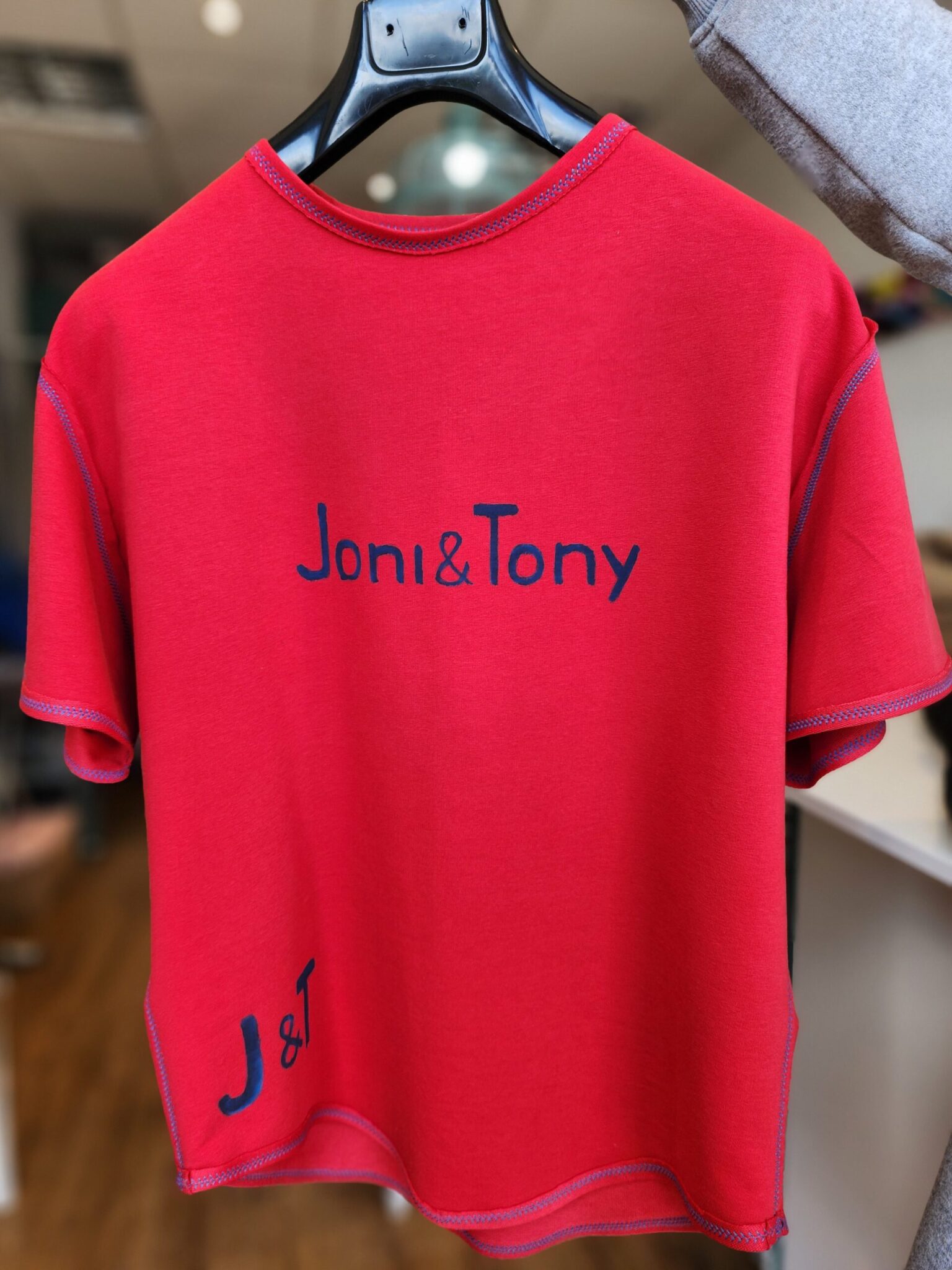 Funny t shirts with blue embroidery крутая одежда